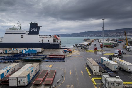 Dati di traffico gennaio-novembre 2024. Nei primi 11 mesi dell'anno il porto di Trieste resiste alla crisi: oltre 54 mln di tonnellate