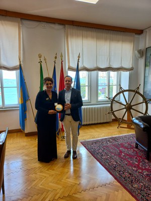 La Console Generale della Georgia a Milano Kordzaia  in visita al porto di Trieste