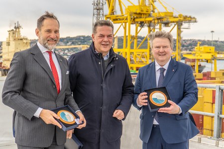 Visita del sindaco di Vienna Ludwig e dell'ambasciatore austriaco in Italia Rendi al porto di Trieste